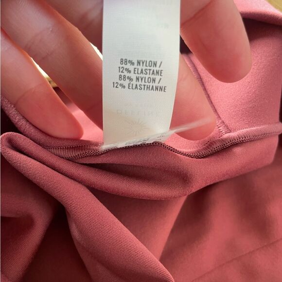 NWT Offline by Aerie real me lace up 7/8 leggings size M red Dusty rose/pink - Picture 9 of 10